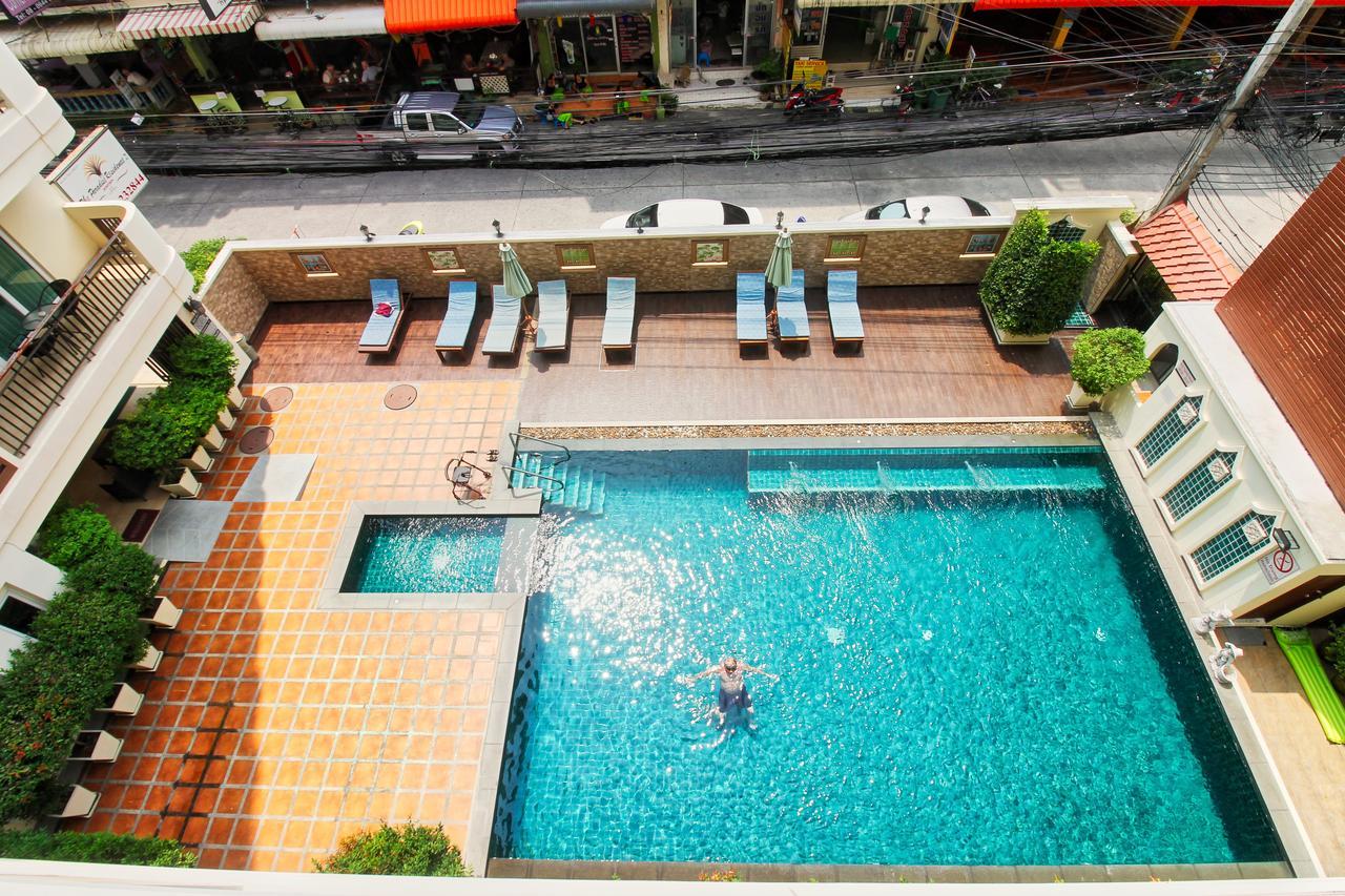 The Paradise Jomtien Beach Apartment Exterior photo